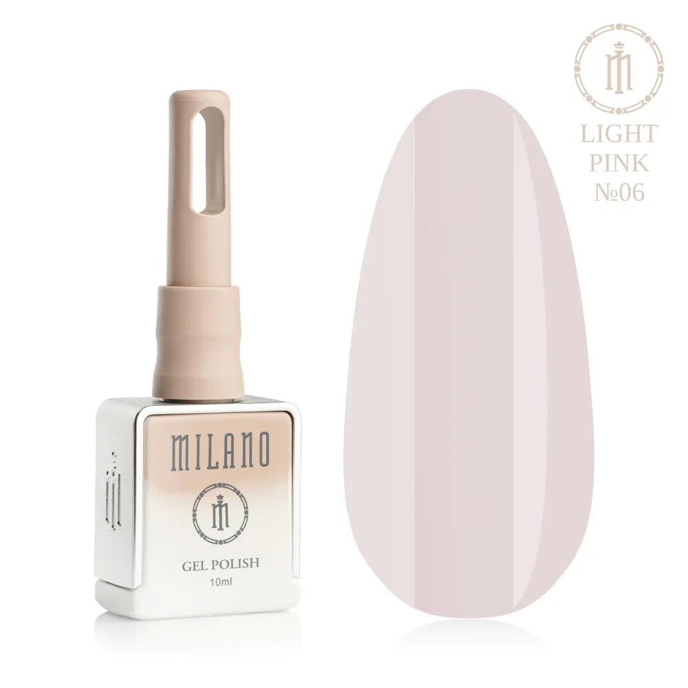 Представяне на гел лак Milano Gel Polish Light Pink Premium No. 06: отляво е брандираната квадратна бутилка с обем 10 мл в нежен нюд градиентен дизайн с кръгло лого, а отдясно е голям овален макет на върха, който демонстрира изискан бледорозов или порцеланов нюанс с лек хладен млечно-лилав подтон, на чисто бял фон.
