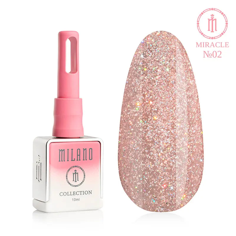 Гел лак Milano Miracle Collection № 02: бяла бутилка от 10 мл с нежно розов градиент и демонстрация на елегантен бежово-розов нюанс с плътен сребрист микроблясък, създаващ ефект на диамантен блясък върху голяма палитра от капки.
