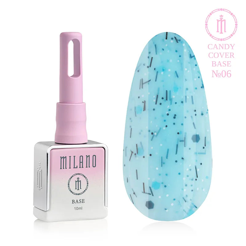 „Milano Candy Cover Base No. 06: бяла бутилка от 10 мл с розово-лилав градиент и демонстрация на полупрозрачен небесносин нюанс, преплетен с бели точки, тъмни шестоъгълници и малки черни линии върху голяма палитра от капки.“