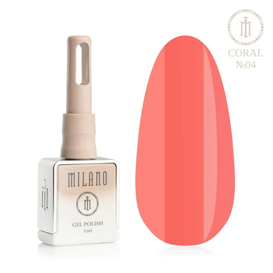 Представяне на гел лак Milano Gel Polish Coral Premium No. 04: отляво е брандираният квадратен флакон от 10 мл в нежно лилав градиентен дизайн с кръгло лого, а отдясно е голям овален макет на върха, който демонстрира топлия пастелен коралово-оранжев нюанс на покритието, върху чисто бял фон.
