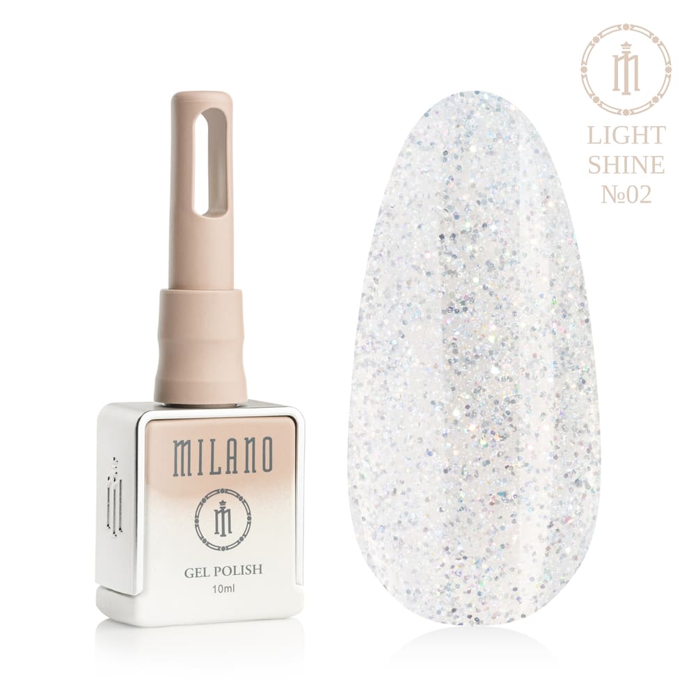 „Представяне на Milano Gel Polish Light Shine Premium No.02: отляво е характерната квадратна бутилка от 10 ml в мек гол градиентен дизайн с кръгло лого, а отдясно е голям овален макет на върха, който показва полупрозрачен млечнобял нюанс, обогатен с малки холографски искри и многоцветен микроблясък, на чисто бял фон“