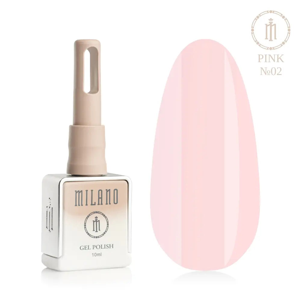 Представяне на гел лак Milano Gel Polish Pink Premium No. 02: отляво е брандираната квадратна бутилка с обем 10 мл в нежен нюд градиентен дизайн с кръгло лого, а отдясно е голям овален макет на върха, който демонстрира ултра лек пастелен, изтънчен млечно розов или лек пудрен нюанс, на чисто бял фон.