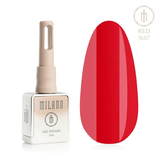 Представяне на гел лак Milano Gel Polish Red Premium No. 07: отляво е брандираната квадратна бутилка с обем 10 мл в нежен нюд градиентен дизайн с кръгло лого, а отдясно е голям овален макет на върха, който демонстрира безупречния класически червен, чист и ярък огненочервен нюанс на покритието, върху чисто бял фон.