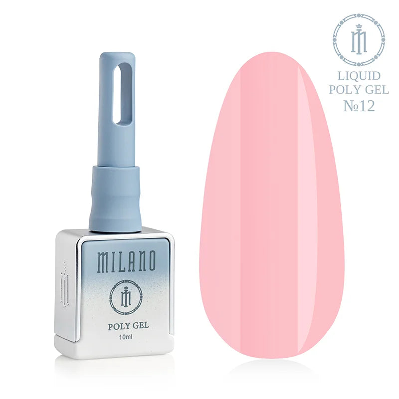 „Milano Liquid Poly Gel #12: Бутилка от 10 мл със син градиент и топъл прасковен розов нюанс, подчертан върху голяма палитра от капки, осигуряваща фин камуфлажен завършек за създаване на свеж и естествен маникюр.“